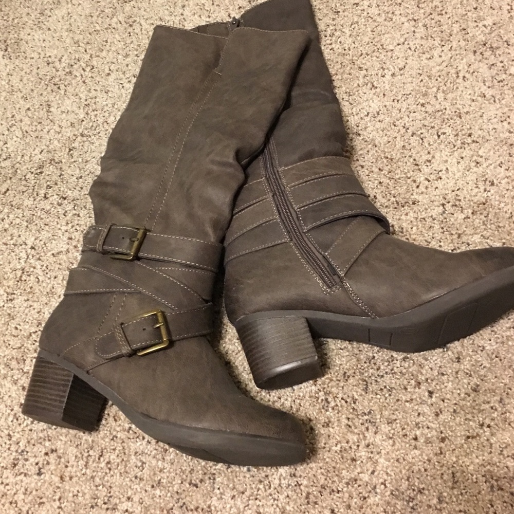 Brown boots from target👢
